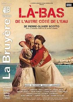 photo Là-bas, de l'autre côté de l'eau